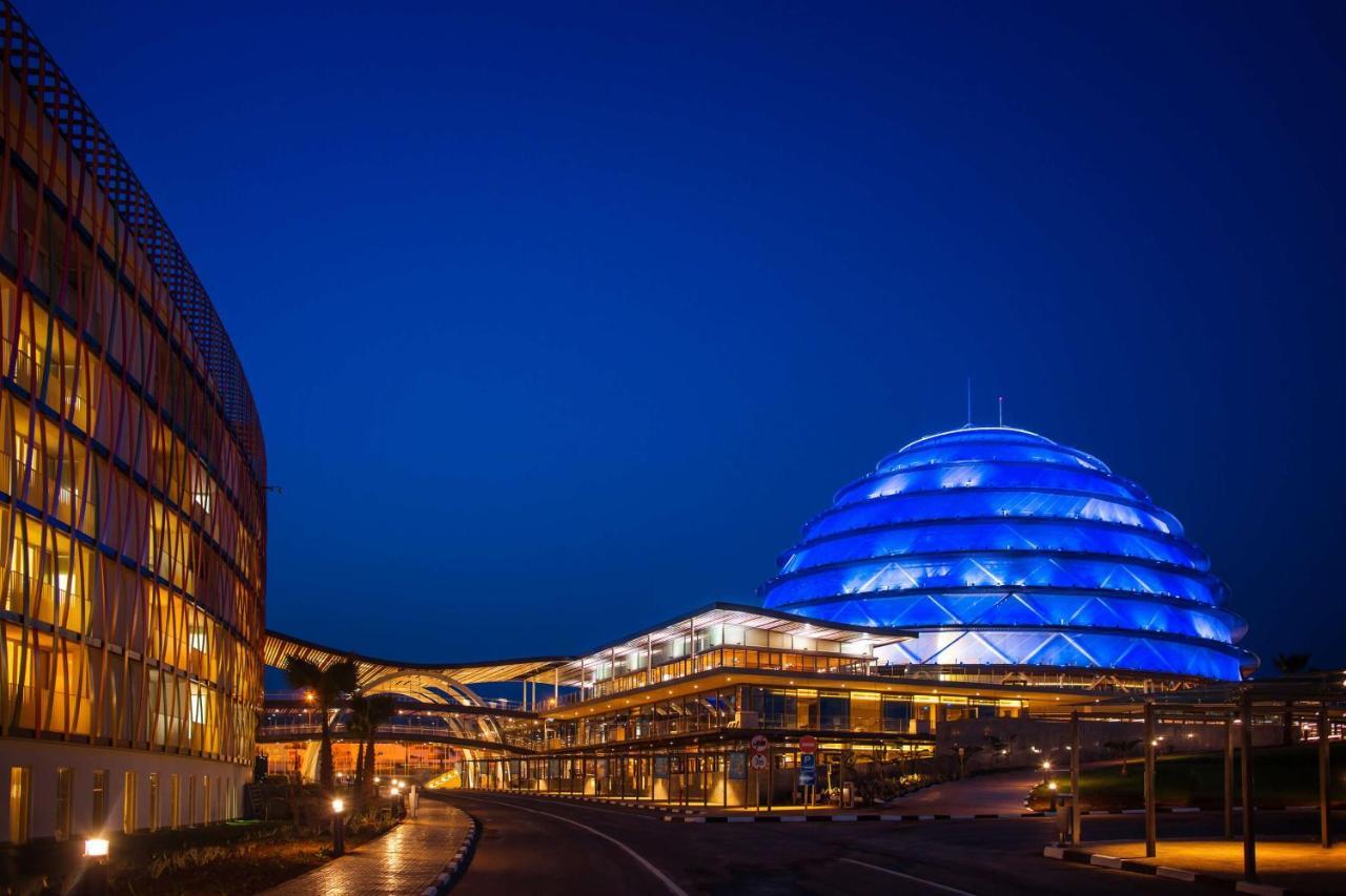 Radisson Blu Hotel & Convention Centre คิกาลี ภายนอก รูปภาพ The Kigali Convention Centre